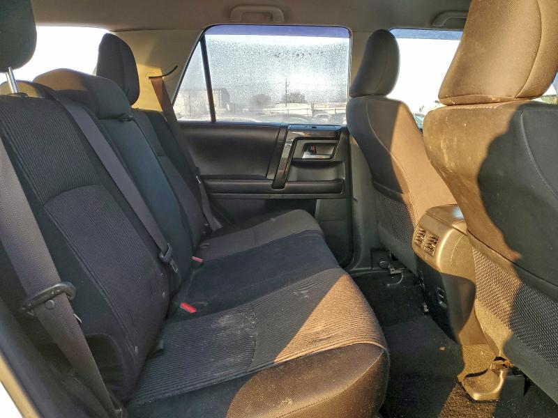 Photo 11 from auction – 2016 TOYOTA 4RUNNER SR with VIN JTEBU5JR6G5390098