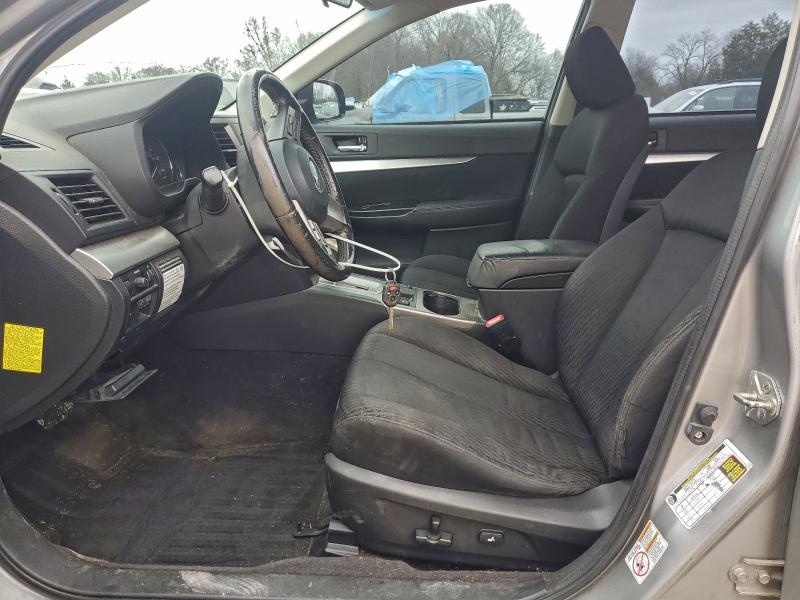 Foto 7 de la subasta – 2010 SUBARU LEGACY 2.5 con VIN 4S3BMCC65A3232303