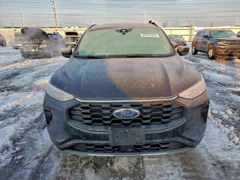 Photo 5 from auction – 2023 FORD ESCAPE ST with VIN 1FMCU0MN5PUB16087
