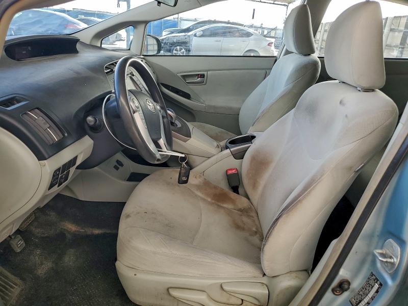 Photo 7 from auction – 2012 TOYOTA PRIUS with VIN JTDKN3DU1C5519686
