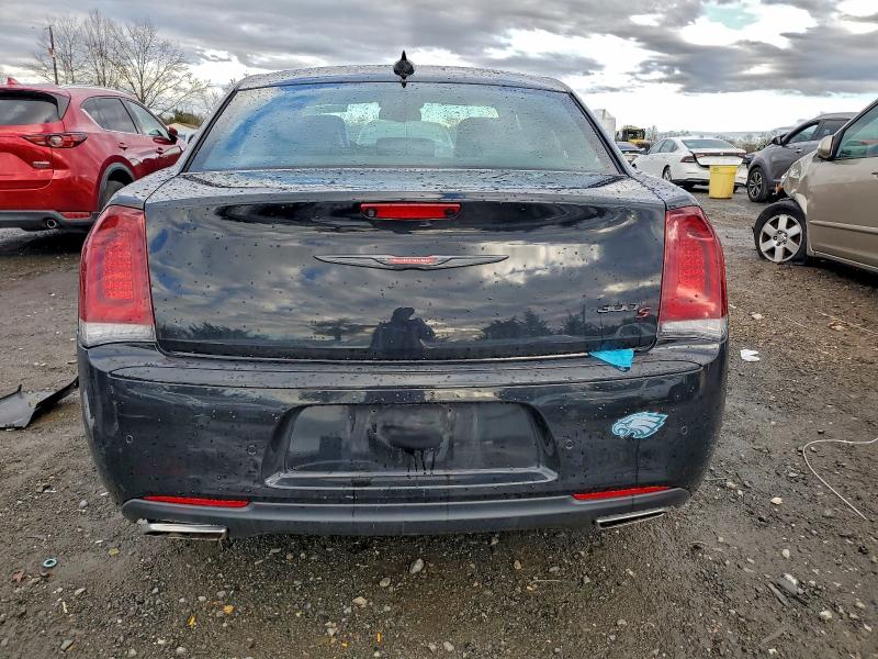 Фото 6 с аукциона – 2021 CHRYSLER 300 S с VIN 2C3CCABG7MH523669
