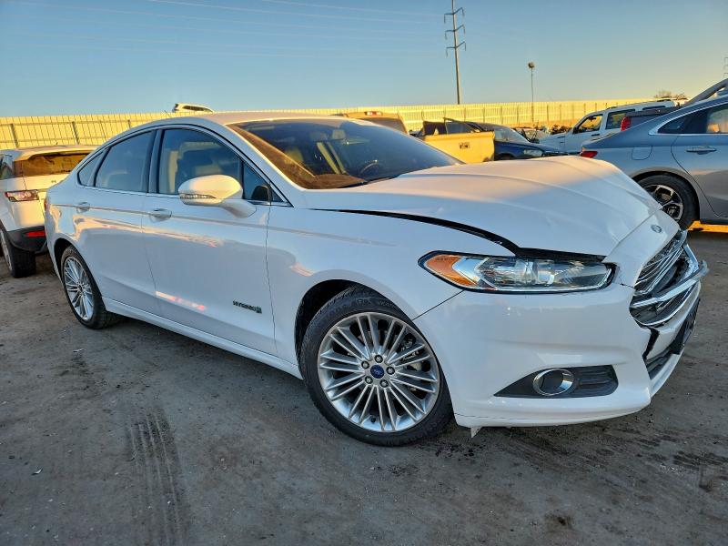 Photo 4 from auction – 2014 FORD FUSION with VIN 3FA6P0LUXER316507