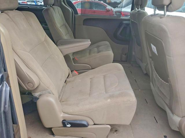 Photo 11 from auction – 2014 CHRYSLER TOWN & COU with VIN 2C4RC1BG4ER274748