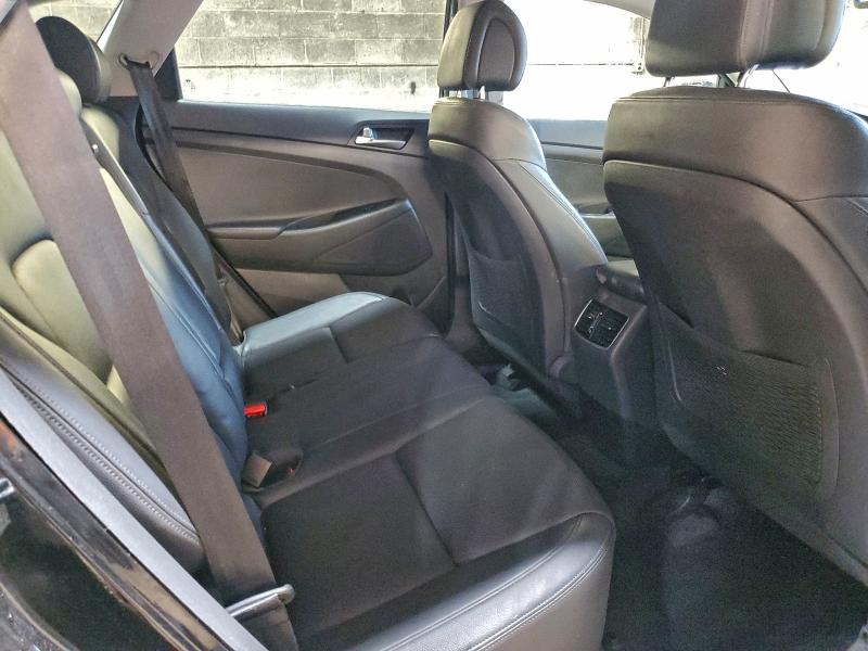 Photo 11 from auction – 2016 HYUNDAI TUCSON LIM with VIN KM8J3CA22GU182103