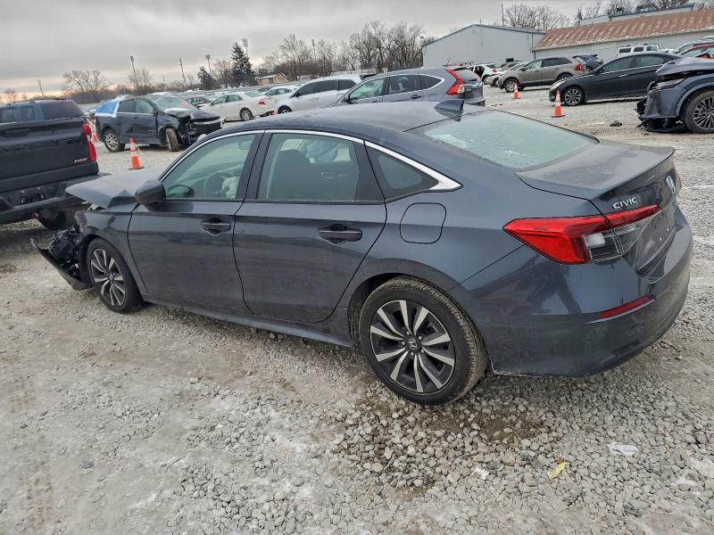 Photo 2 from auction – 2024 HONDA CIVIC EX with VIN 2HGFE1F76RH338101