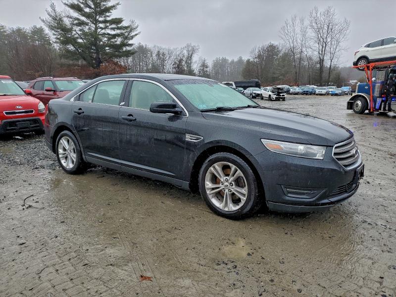 Photo 4 from auction – 2014 FORD TAURUS SEL with VIN 1FAHP2E83EG106729