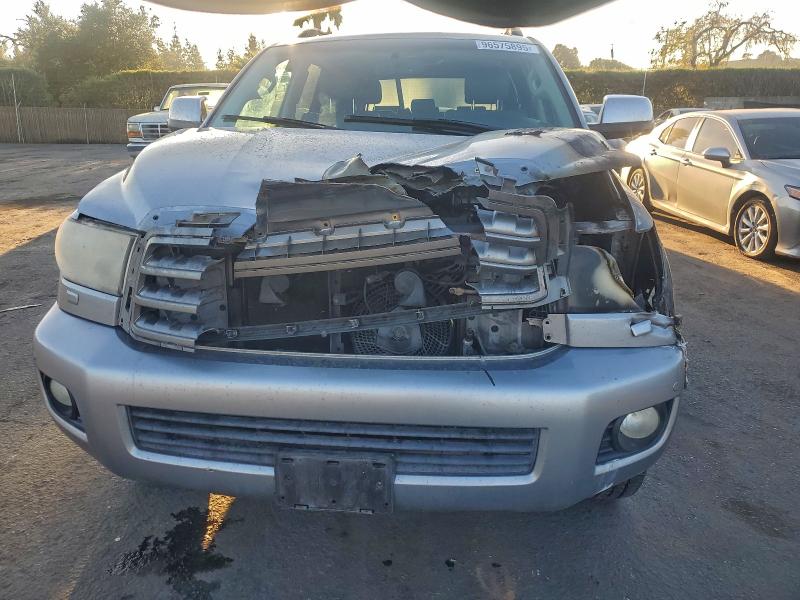 Photo 5 from auction – 2011 TOYOTA SEQUOIA LI with VIN 5TDJY5G14BS047184