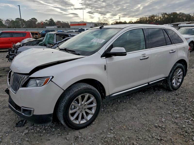 LINCOLN MKX 2013 with VIN 2LMDJ6JK3DBL27319 - Photo from auction