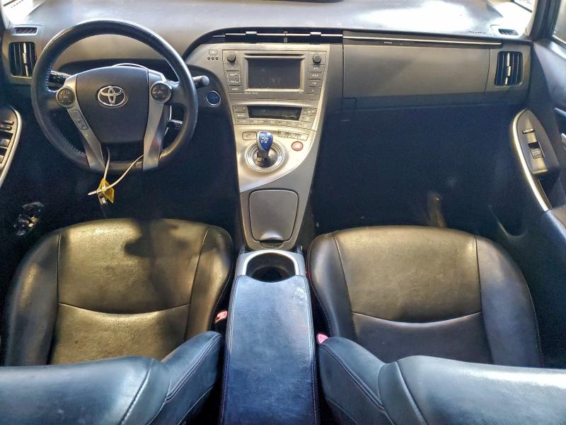 Photo 8 from auction – 2013 TOYOTA PRIUS with VIN JTDKN3DU9D5622503
