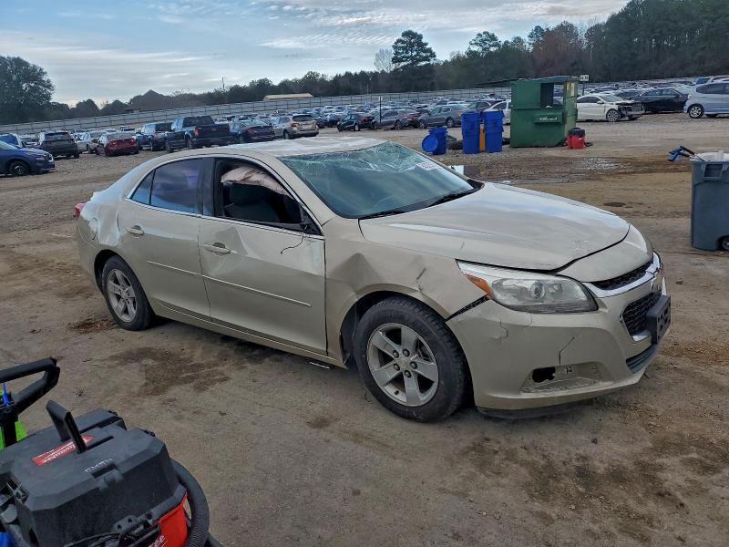 Photo 4 from auction – 2015 CHEVROLET MALIBU LS with VIN 1G11B5SL5FF140644