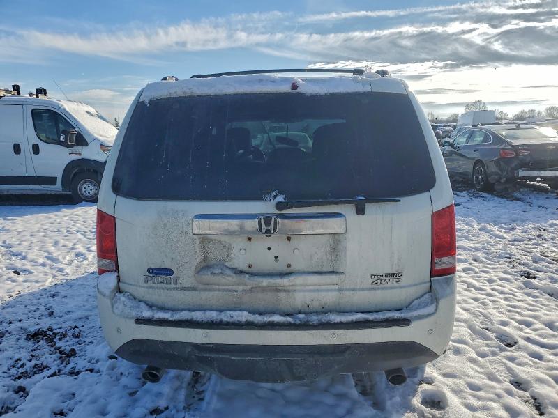 Photo 6 from auction – 2015 HONDA PILOT TOUR with VIN 5FNYF4H97FB002012