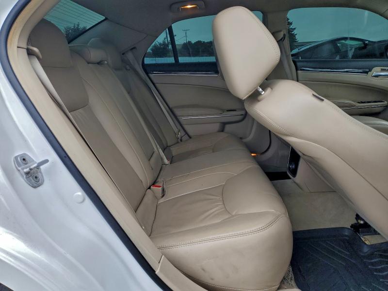 Photo 10 from auction – 2011 CHRYSLER 300 LIMITE with VIN 2C3CA5CG1BH598439