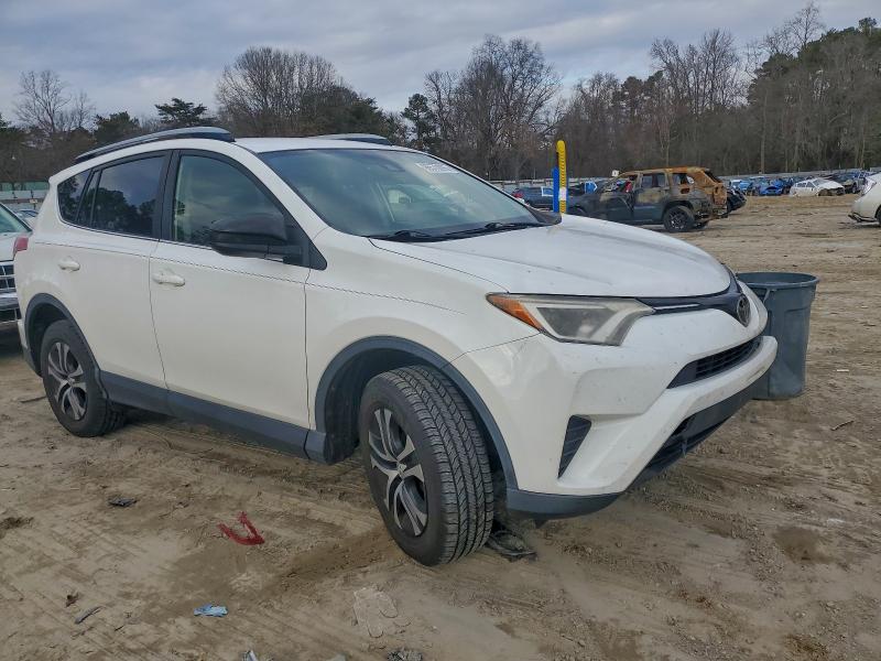 Photo 4 from auction – 2017 TOYOTA RAV4 with VIN JTMZFREV4HJ139956