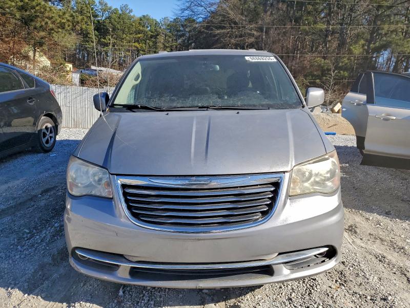 Photo 5 from auction – 2014 CHRYSLER TOWN & COU with VIN 2C4RC1BG8ER444965