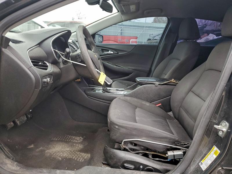 Photo 7 from auction – 2018 CHEVROLET MALIBU LT with VIN 1G1ZD5ST1JF135916
