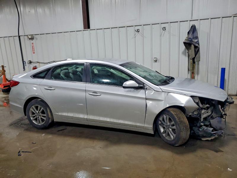 Photo 4 from auction – 2017 HYUNDAI SONATA SE with VIN 5NPE24AF5HH584887