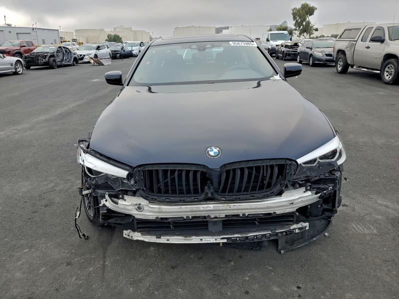 Photo 5 from auction – 2020 BMW 530E with VIN WBAJA9C02LCD30338