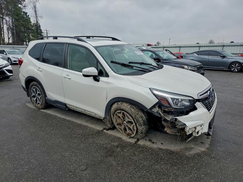 Photo 4 from auction – 2019 SUBARU FORESTER P with VIN JF2SKAGCXKH464251