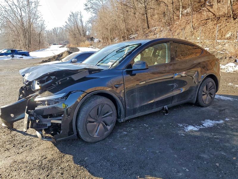 TESLA MODEL Y 2026 with VIN 7SAYGDEE8TF386394 - Photo from auction