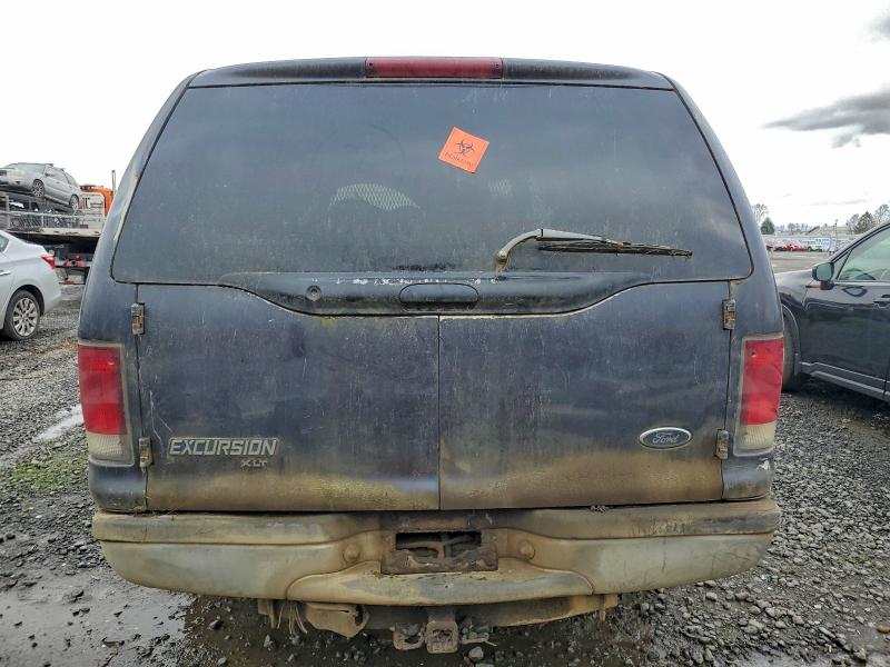 Photo 6 from auction – 2000 FORD EXCURSION with VIN 1FMSU41F8YED11662