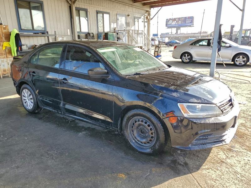 Photo 4 from auction – 2016 VOLKSWAGEN JETTA with VIN 3VW267AJ3GM209860
