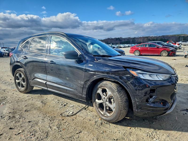 Photo 4 from auction – 2023 FORD ESCAPE ST with VIN 1FMCU9MN3PUA09236