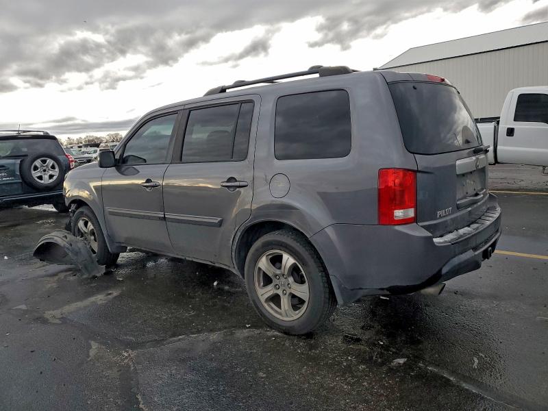 Foto 2 de la subasta – 2014 HONDA PILOT EX con VIN 5FNYF4H46EB053696