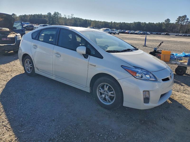 Photo 4 from auction – 2011 TOYOTA PRIUS with VIN JTDKN3DU5B0309622