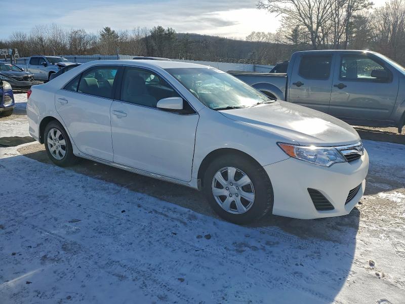 Photo 4 from auction – 2014 TOYOTA CAMRY L with VIN 4T4BF1FK7ER381420