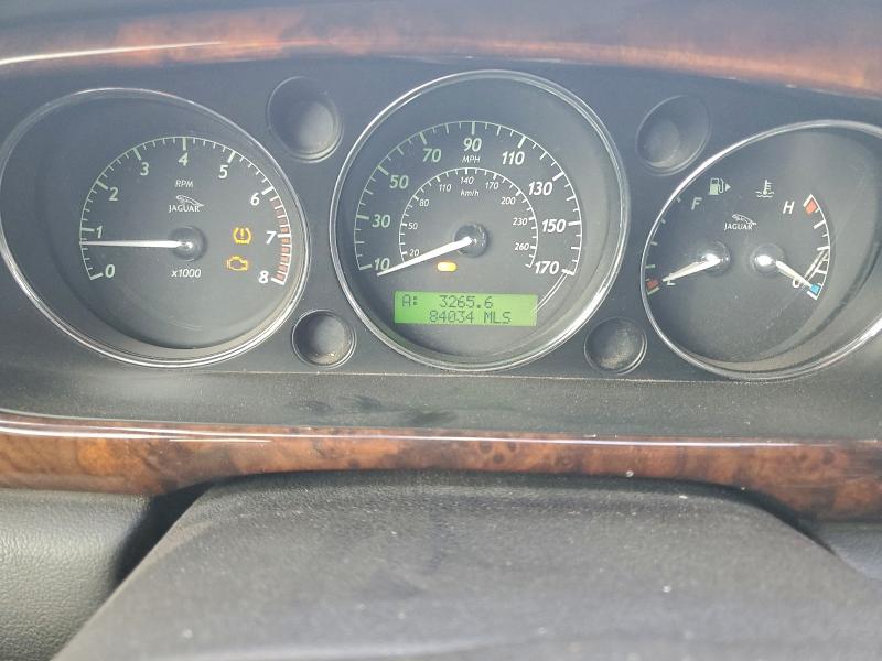 Photo 9 from auction – 2007 JAGUAR VANDENPLAS with VIN SAJWA82B27SH15742