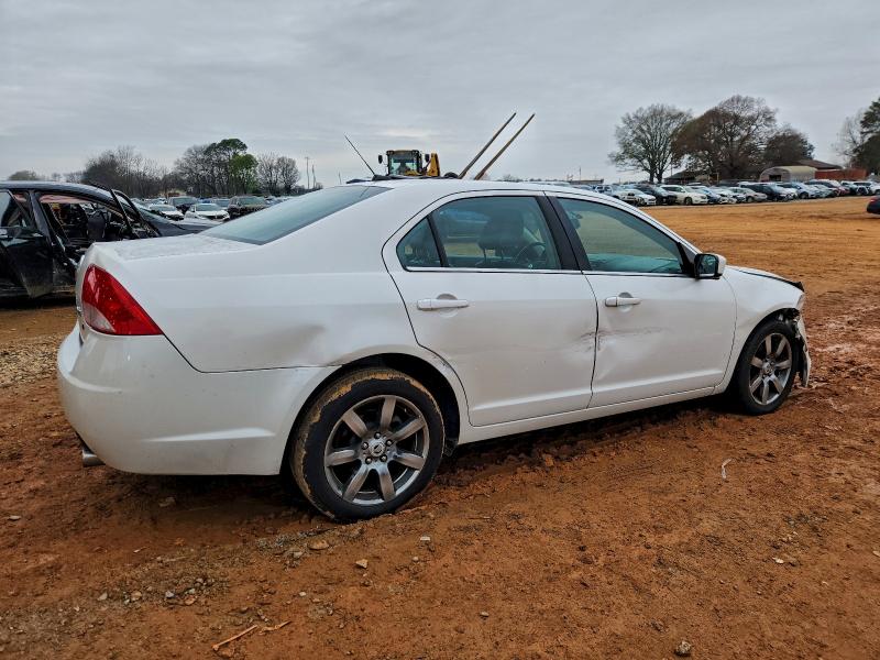 Photo 3 from auction – 2010 MERCURY MILAN PREM with VIN 3MEHM0JG1AR645520