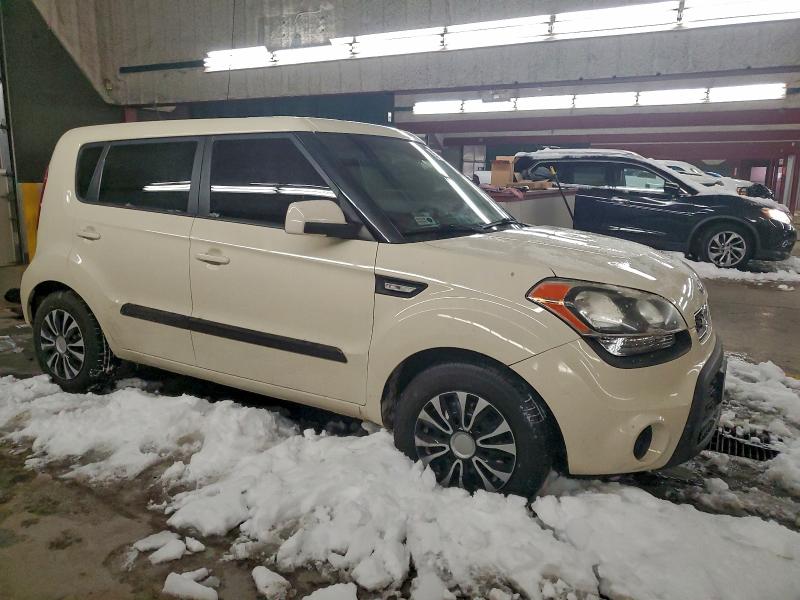 Photo 4 from auction – 2012 KIA SOUL with VIN KNDJT2A53C7422163