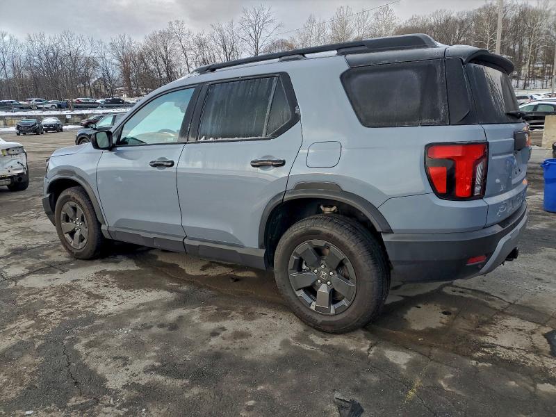 Photo 2 from auction – 2026 HONDA PASSPORT R with VIN 5FNYF9H33TB008796