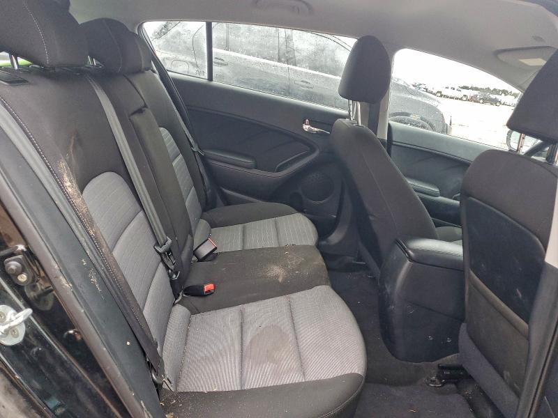 Photo 10 from auction – 2016 KIA FORTE LX with VIN KNAFK5A84G5547045