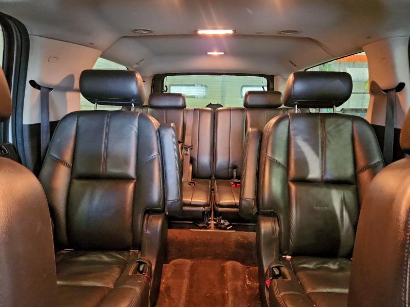 Photo 10 from auction – 2008 CHEVROLET SUBURBAN K with VIN 3GNFK16398G215631