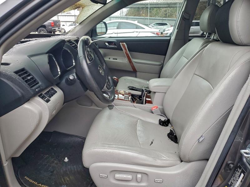 Photo 7 from auction – 2012 TOYOTA HIGHLANDER with VIN 5TDYK3EH6CS081410