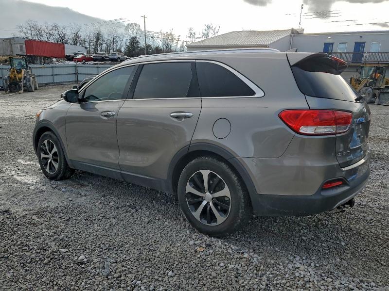 Photo 2 from auction – 2018 KIA SORENTO with VIN 5XYPH4A55JG404934