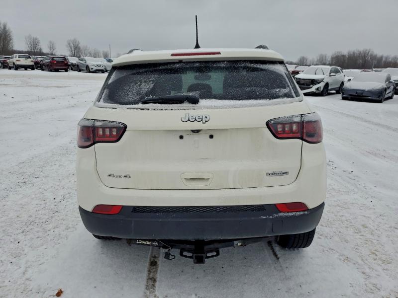Photo 6 from auction – 2018 JEEP COMPASS LA with VIN 3C4NJDBBXJT259057