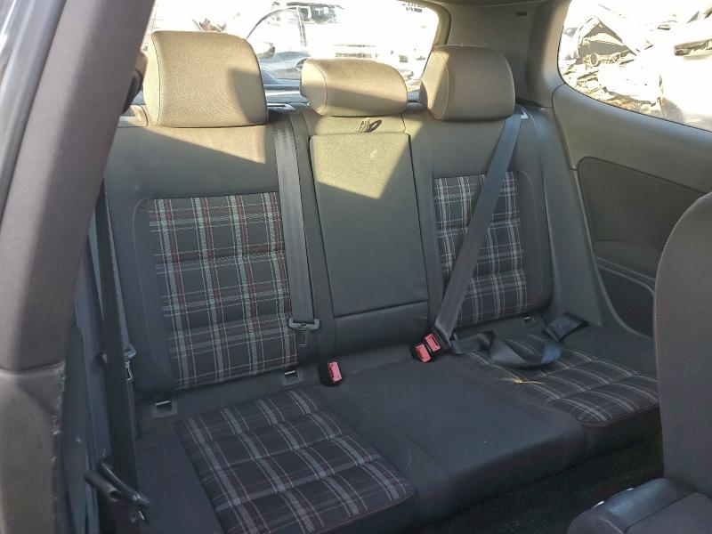 Photo 10 from auction – 2011 VOLKSWAGEN GTI with VIN WVWFV7AJ7BW033461