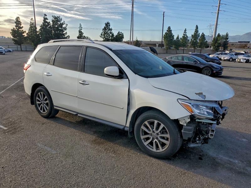 Photo 4 from auction – 2015 NISSAN PATHFINDER with VIN 5N1AR2MN1FC719059