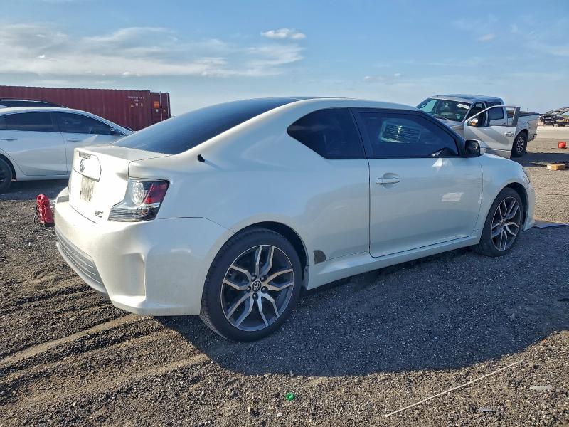 Photo 3 from auction – 2015 TOYOTA SCION TC with VIN JTKJF5C76FJ013209