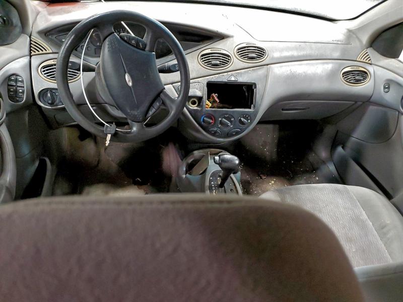Photo 8 from auction – 2001 FORD FOCUS SE with VIN 1FAFP34PX1W360671