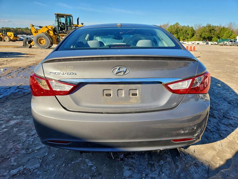 Photo 6 from auction – 2013 HYUNDAI SONATA GLS with VIN 5NPEB4AC4DH785535