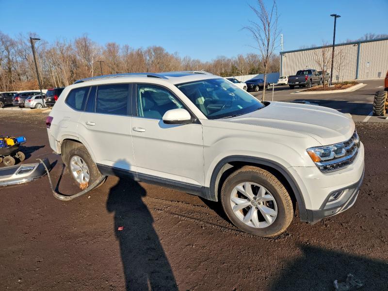 Photo 4 from auction – 2018 VOLKSWAGEN ATLAS SEL with VIN 1V2ER2CA0JC514926