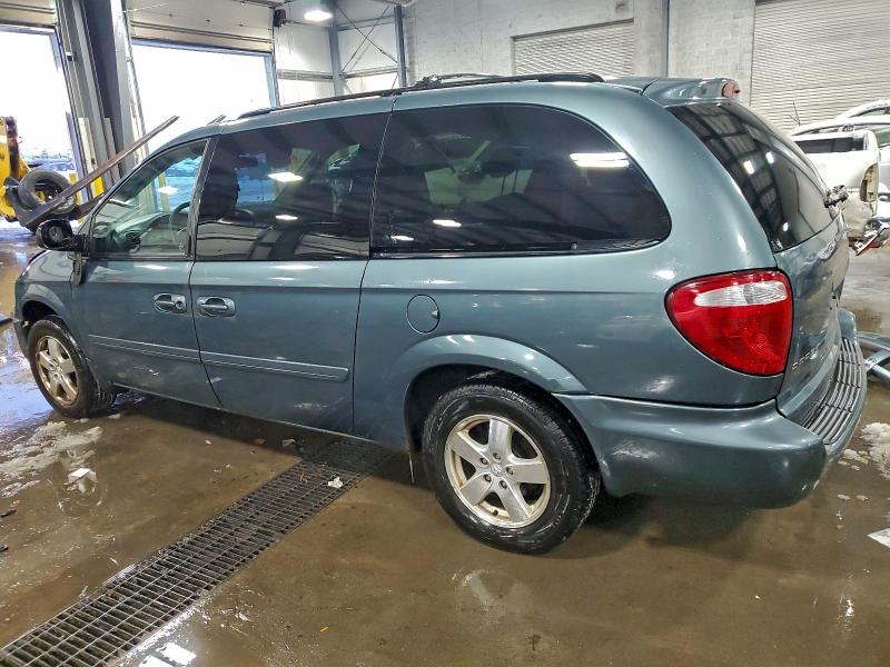 Photo 2 from auction – 2007 DODGE GRAND CARA with VIN 2D4GP44L77R242051