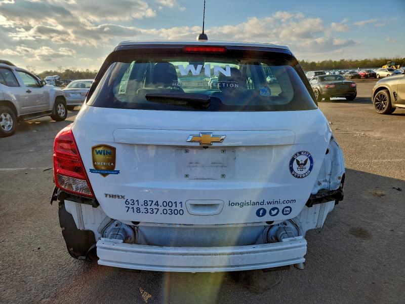 Photo 6 from auction – 2020 CHEVROLET TRAX LS with VIN KL7CJKSB4LB059613