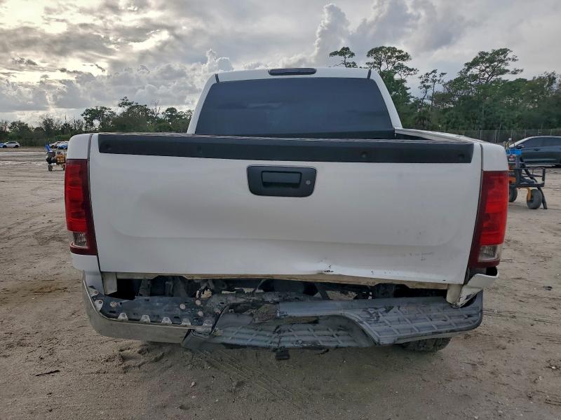 Photo 6 from auction – 2008 GMC SIERRA C15 with VIN 3GTEC13J98G213494