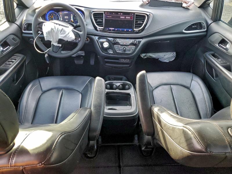 Photo 8 from auction – 2023 CHRYSLER PACIFICA T with VIN 2C4RC1BG7PR516709