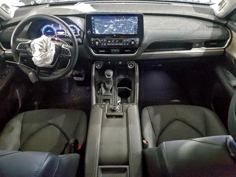 Photo 8 from auction – 2025 TOYOTA GRAND HIGH with VIN 5TDAAAB54SS094612