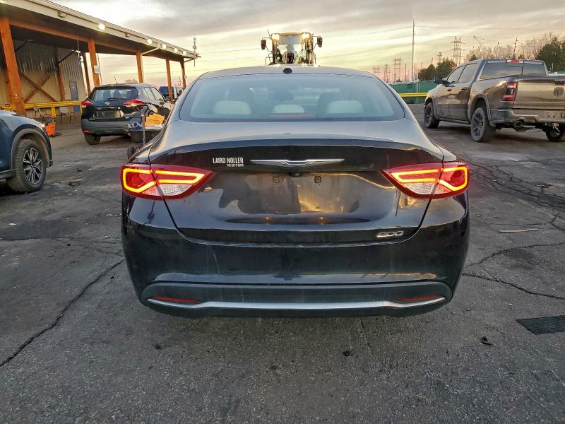 Photo 6 from auction – 2015 CHRYSLER 200 with VIN 1C3CCCAB0FN566892